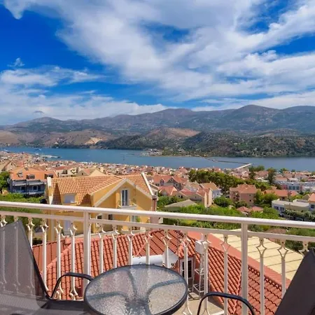 Elegant Penthouse With Sea View أرغوستولي